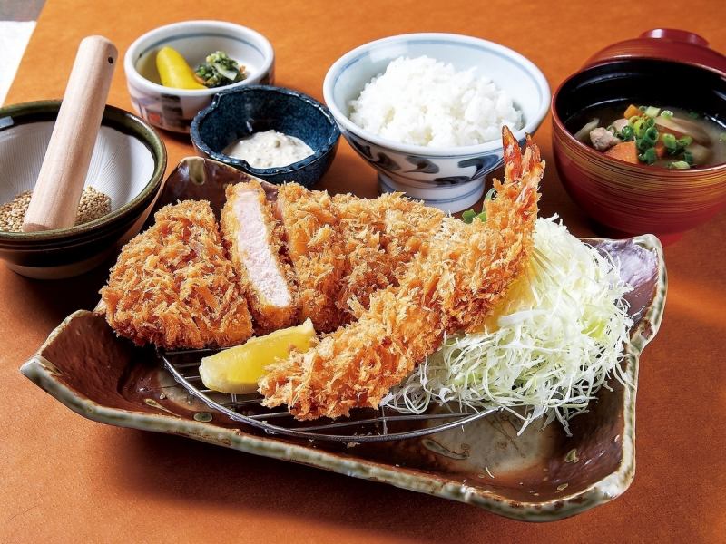 【ご飯・汁もの・キャベツおかわり自由】当店自慢のロースかつ定食