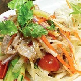 牛肉サラダ(ヤムヌア)