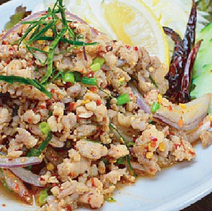 鳥/豚挽肉のサラダ(ラープガイ/ムー)