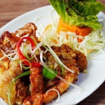 プーニムパッカティアム(ソフトシェルニンニク炒め)