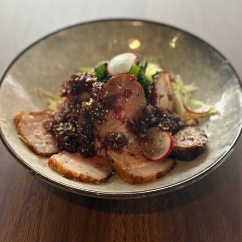 ルイビ豚ローストポーク　あてサラダ