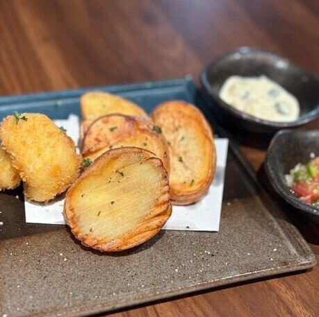 フィッシュ&チップス～豊洲直送季節の鮮魚とじゃがいも素揚げ～