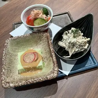 三種開胃菜拼盤