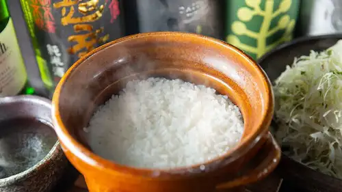 야마가타현산 윤기 히메토 냄비 밥