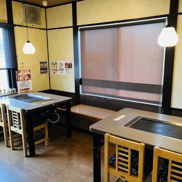 We have many seats that can be used by 4 people! The spacious floor can accommodate families and large parties.Please feel free to relax at our shop.We look forward to your visit.