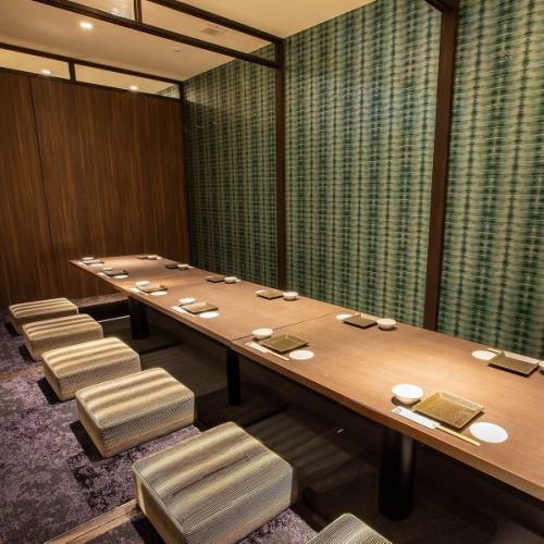 We can also handle large banquets such as lunchtime class reunions and company parties.