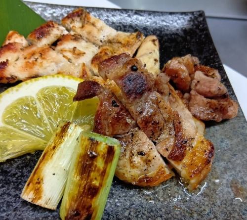 比内地鶏炭火焼