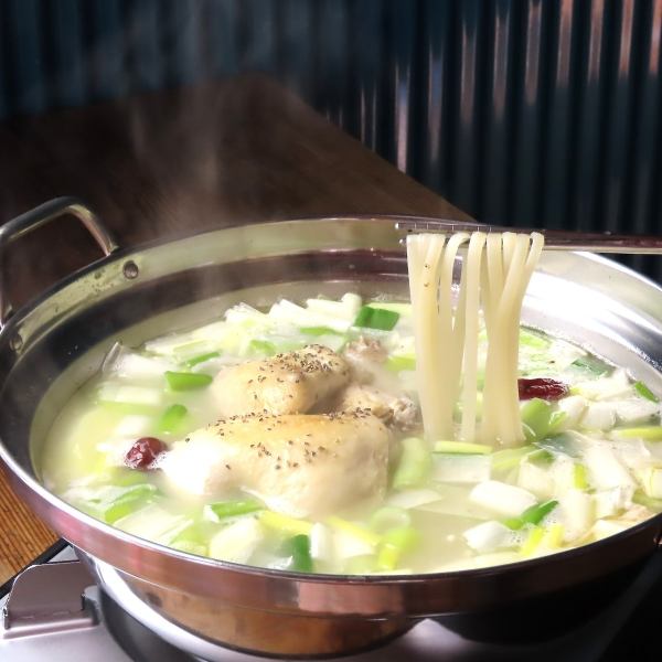 【◇圧巻の満足度◇】濃厚白湯スープのタッカルクッス