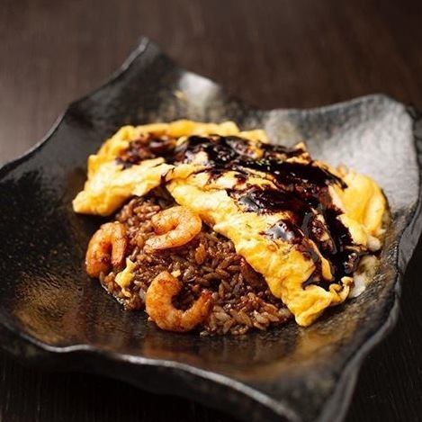 Okayama's specialty omelet Ebimeshi!