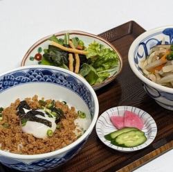 しっぽく小丼セット