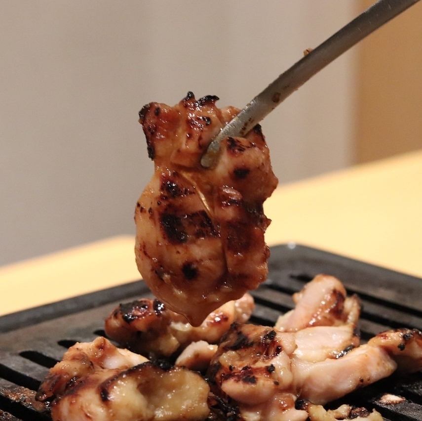 The carefully selected yakitori and yakiniku are superb!