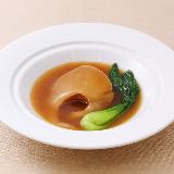 Spring Course Chun-Li [SHUNNREI] A comprehensive course featuring luxurious ingredients such as whole braised shark fin and Akaushi beef.