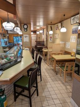 Counter seats: 6