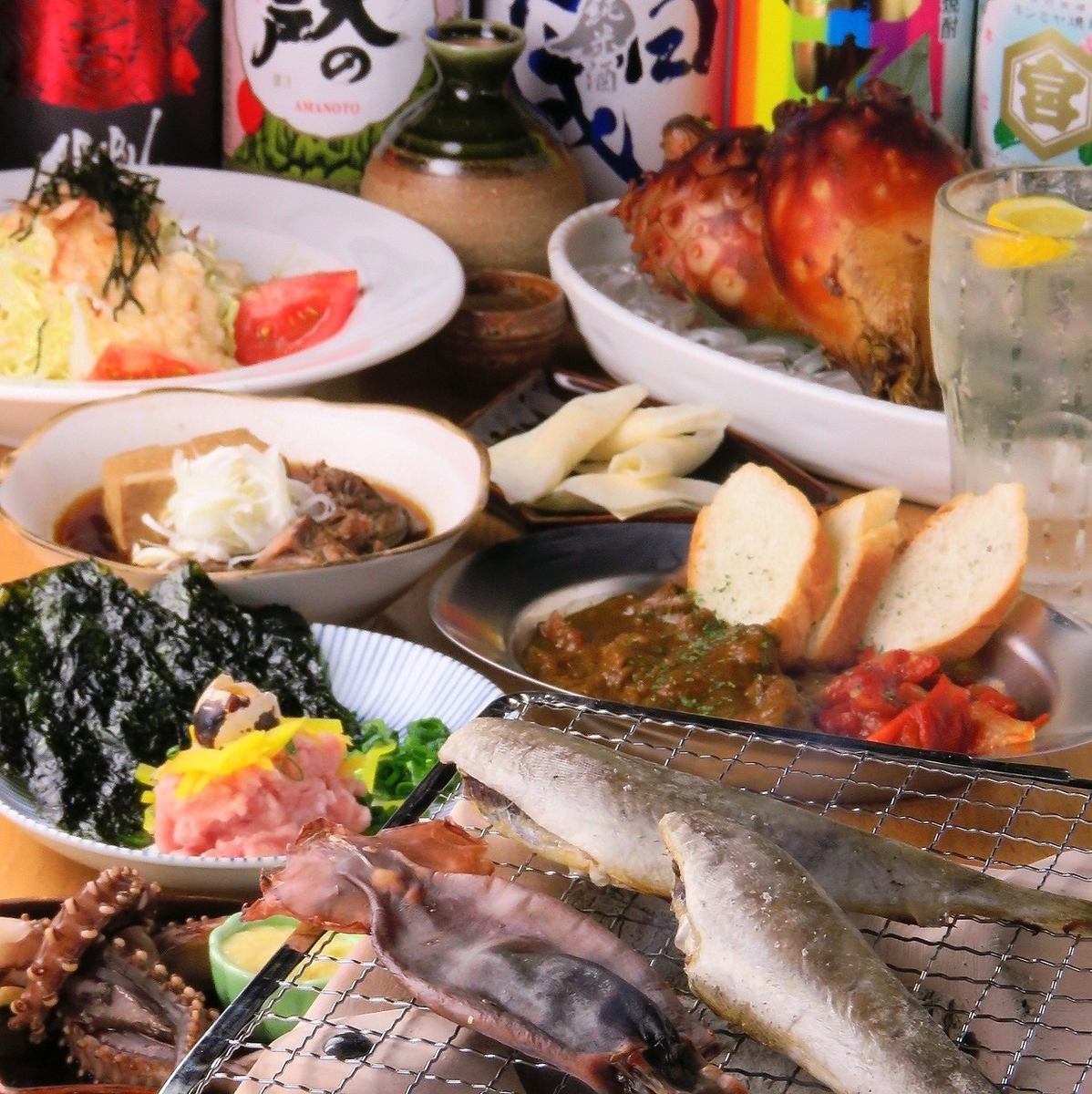 酒に合うアテ揃ってます！昭和懐かしい雰囲気で乾杯！