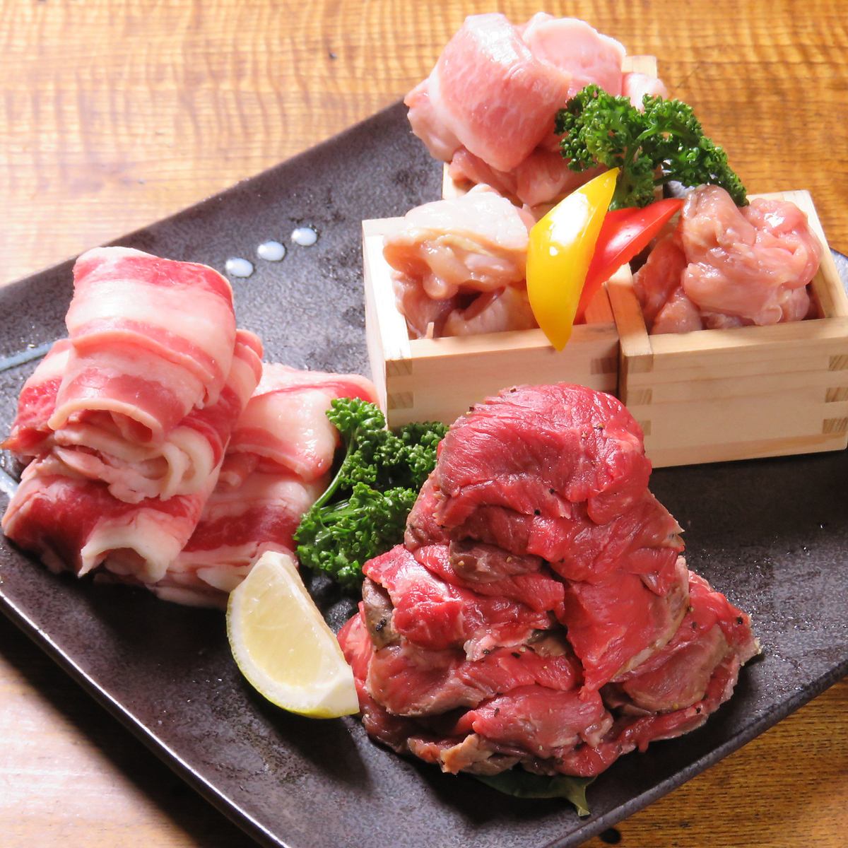 You can enjoy "Himalayan meat", which is a hot topic in the media! There is also a course ♪