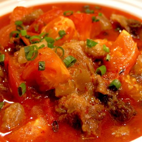 Italian-style beef tendon and stewed tomato