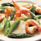 Boiled asparagus and shrimp