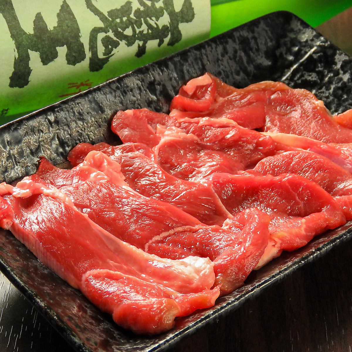 店内のシックな雰囲気でデートにぴったり！