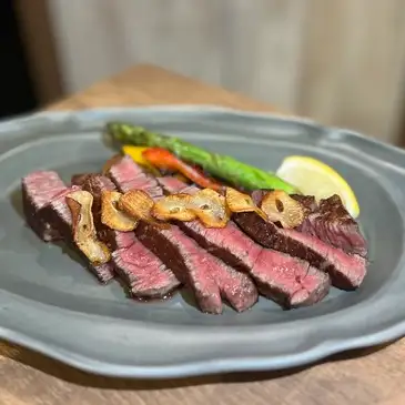【Most Popular!】8-course Chateaubriand meal focusing on the quality and doneness of the meat.