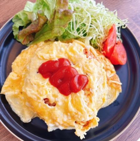 オムライス（スープ付き）