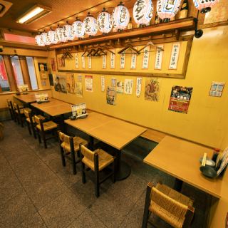 テーブル席：全20席ご用意しております！※喫煙可