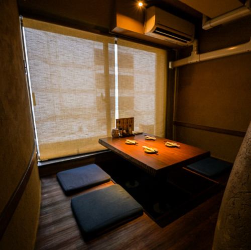 The very popular private rooms are perfect for dates and business meetings.