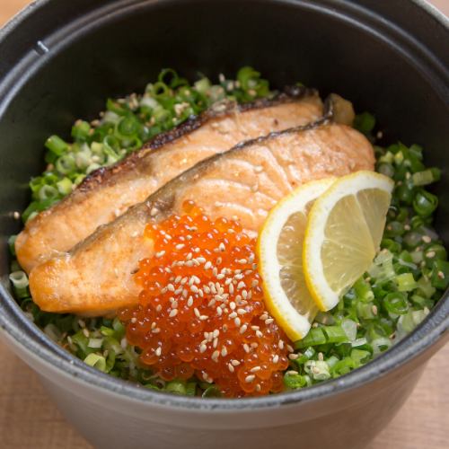 イクラとハラスの炊き込みご飯