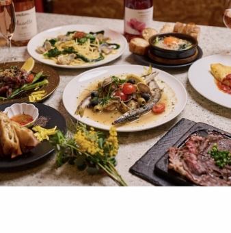 気軽に楽しめる！【バル8人気メニューコース】生ビール付き飲み放題120分付き8品3980円【税込】