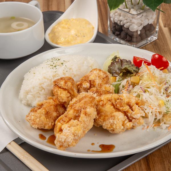 【お得なランチタイム】880円～♪自家製にこだわった絶品ランチプレート