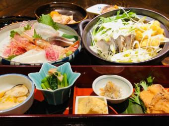 烹饪仅需 4400 日元 螃蟹、当地鱼类、时令蔬菜、时令豪华套餐