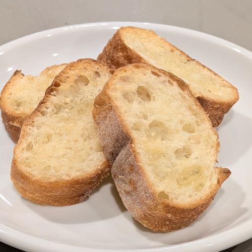 Garlic Toast on Baguette [4 pieces]