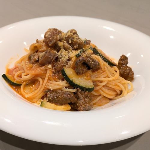 Neapolitan pasta with stewed Wagyu beef tendons