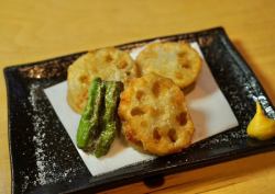 鶏団子蓮根挟み揚げ