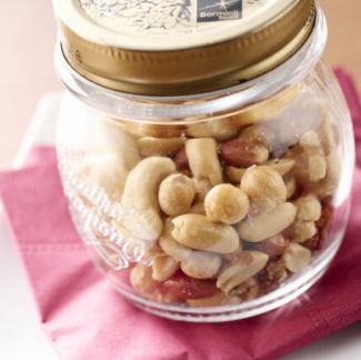 ミックスナッツ