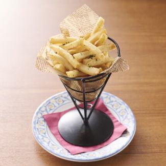 チーズとガーリック香るフレンチポテト