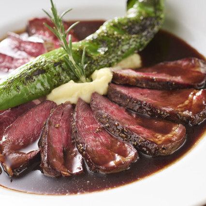 国産黒毛和牛のロースト ソース・マデイラ