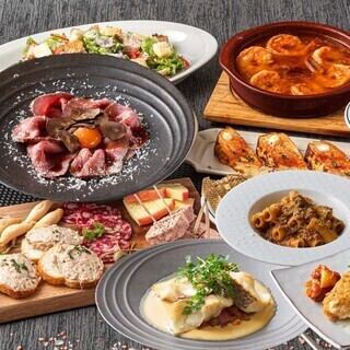 【世界のワインペアリングコース】前菜、鮮魚のローストと牛ロースのグリルなど楽しめるコース