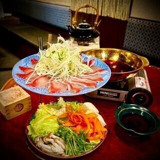 [Premium] Melt-in-your-mouth Bonito Flakes from Kagoshima Prefecture ~ Tea-Braised Shabu-Shabu Course