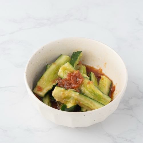 梅のきゅうり和え