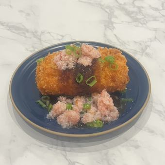 カニのせカニクリームコロッケ
