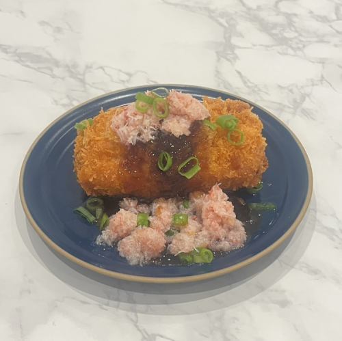 カニのせカニクリームコロッケ