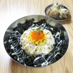 Self-made rice balls
