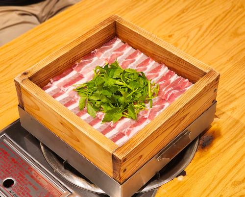 上市即大受欢迎！米纳里五花肉