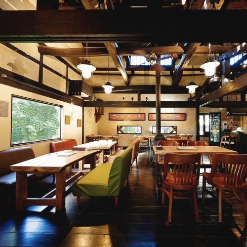 こだわりの店内