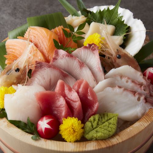 Assortment of 5 kinds of sashimi