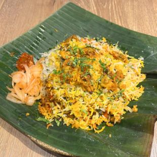 〆にぴったり　あさりのビリヤニ