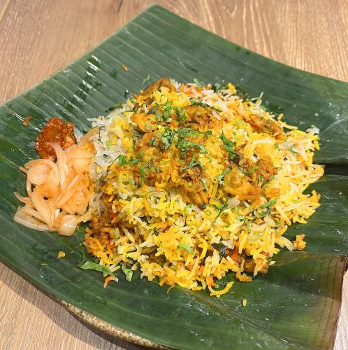 〆にぴったり　あさりのビリヤニ