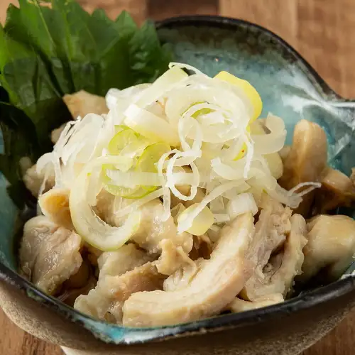 自家製プリプリ鶏皮ポン酢