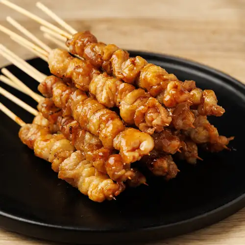★福岡名物!ぐるぐる鶏皮串 2本