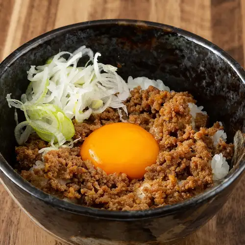 ニンニク醤油のそぼろの丼